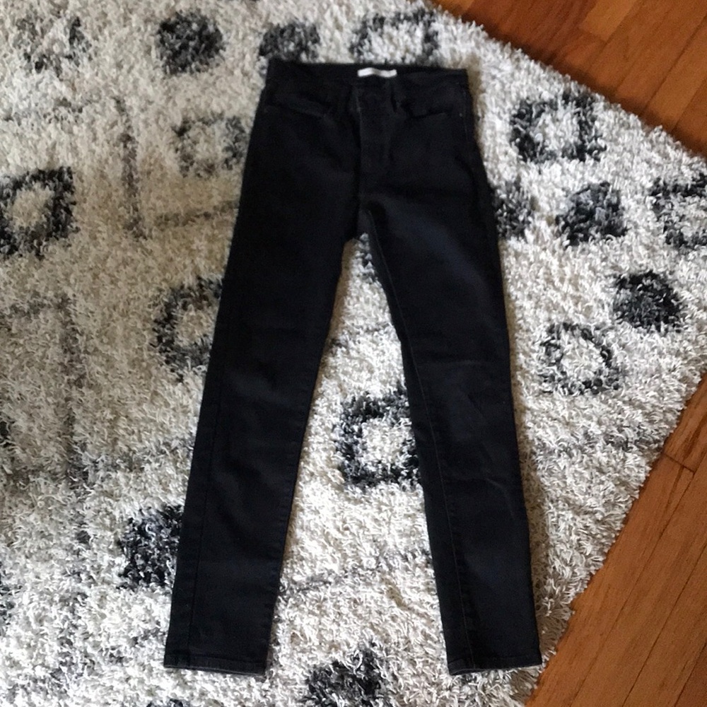 Levi’s Slimming Skinny High Rise Jeans
